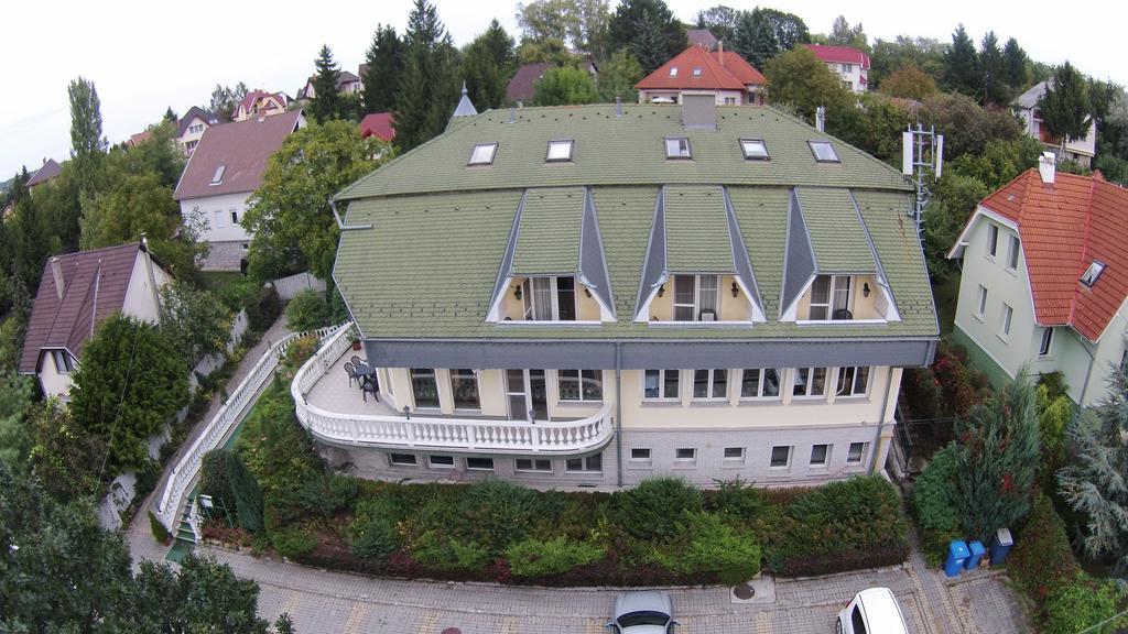 Kolibri Hotel Miskolc Luaran gambar